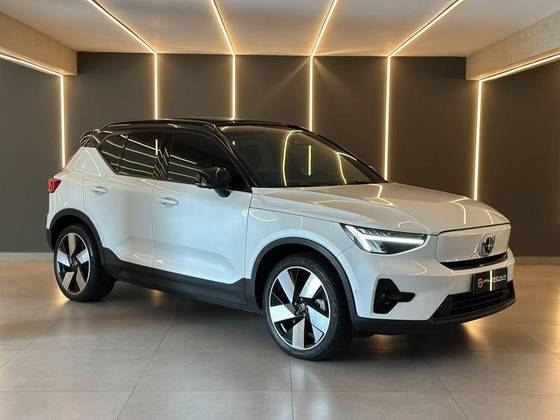 VOLVO XC40 P8 RECHARGE TWIN ELECTRIC ULTIMATE AWD
